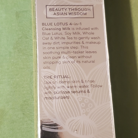 BLUE LOTUS 4~IN~1 CLEANSING MILK - Picture 5 of 5
